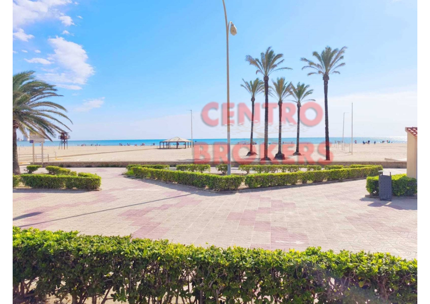 Apartament w I linii plaży z basenem w Cullera, Walencja